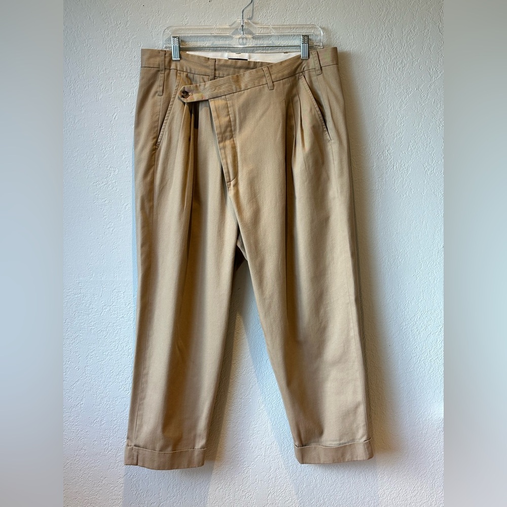 R13 Cropped Triple-pleat Crossover Trousers In Beige - Picture 5 of 16